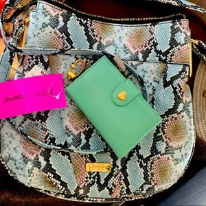Jessica Simpson crossbody purse with Betsy Johnson wallet